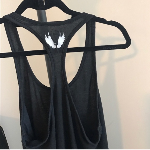 Nike “We Run LA” Dri Fit Tank - Picture 2 of 2